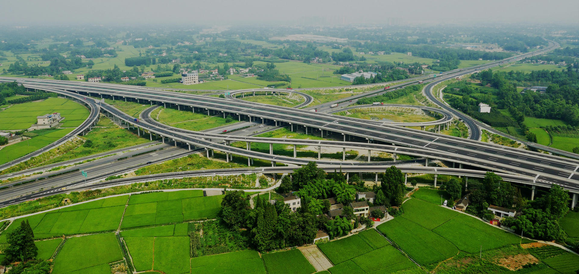 �԰����ҵΪ������Ⱥ��֮����������һ�������һ���ᱮ